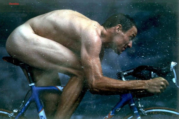 Lance Armstrong, desnudo sobre la bicicleta