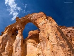 Grosvenor Arch, un doble arco de piedra arenisca ubicado en Utah (EE.UU.)