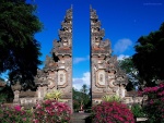 Monumento en Bali (Indonesia)