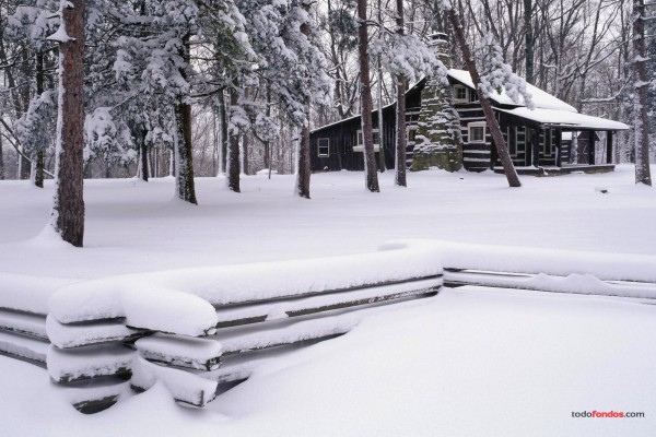 Cabaña en la nieve