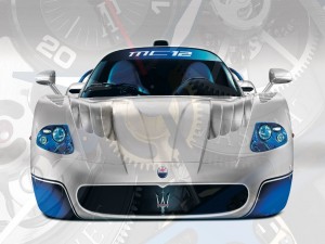 Postal: Maserati MC12