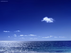 Mar y cielo azules
