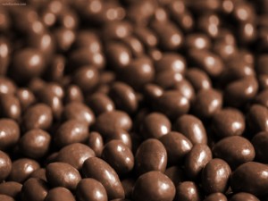 Postal: Cacahuetes bañados en chocolate