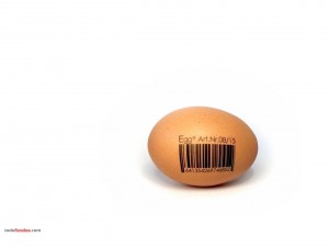 Postal: Un huevo con código de barras