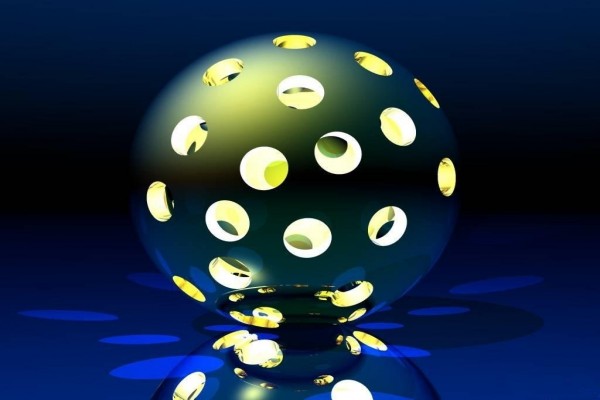 Esfera iluminada con agujeros