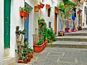 Una antigua calle de Ibiza, Islas Baleares (España)