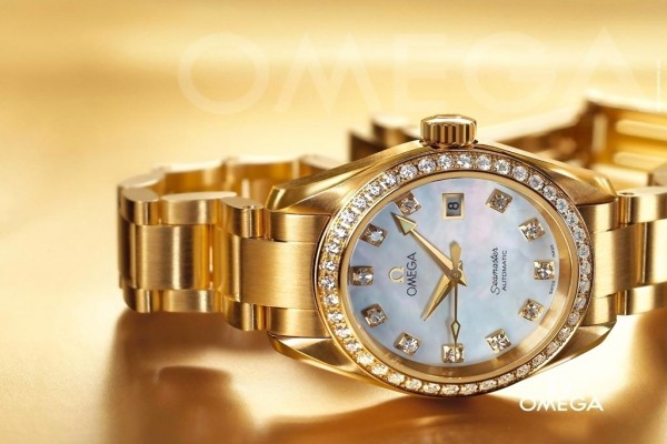 Reloj Omega Seamaster de oro y diamantes