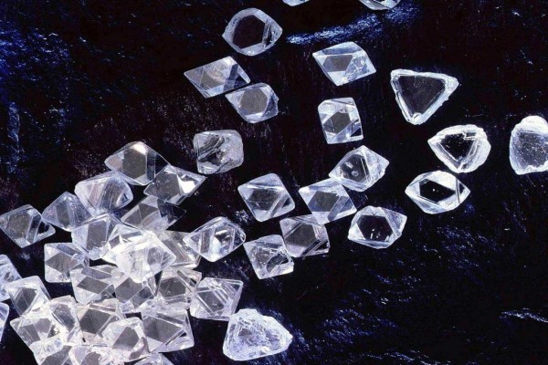 Diamantes en bruto