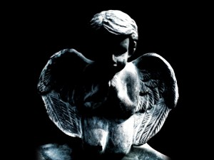 Postal: Escultura de un angelito