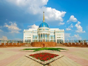 Postal: Palacio Presidencial de Ak Orda (Astaná, Kazajistán)