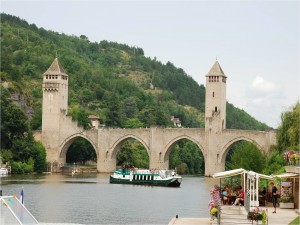 Postal: Puente Valentré (Cahors, Francia)