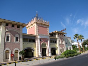Postal: Edificio de estilo árabe