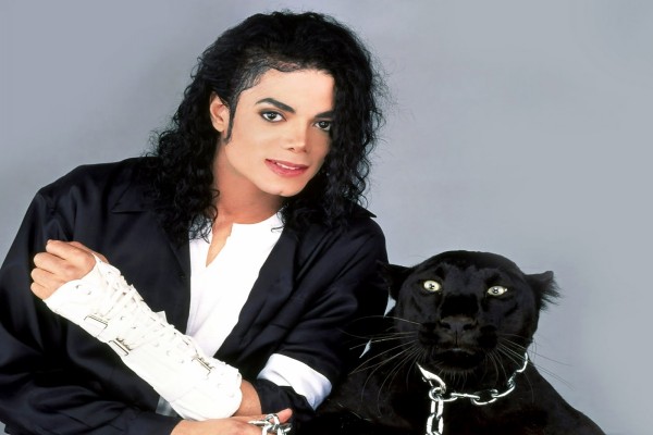 Michael Jackson con una pantera negra