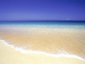 Postal: Horizonte azul en la playa