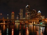 Skyline nocturno de la ciudad de Tampa, Florida