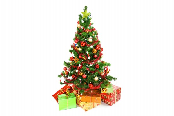 Árbol de Navidad con sus regalos