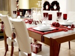 Mesa preparada para la cena de Navidad