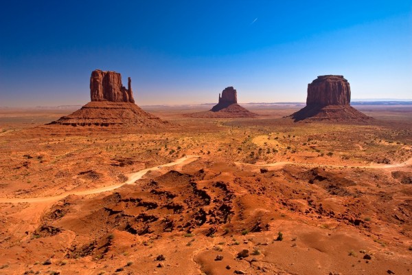 Valle de los Monumentos, dentro de la reserva de los nativos navajo (Arizona)