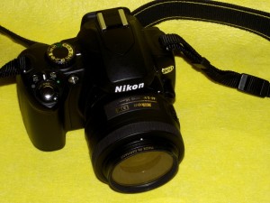 Postal: Nikon D60 digital con Nikkor DX 35mm F1.8G