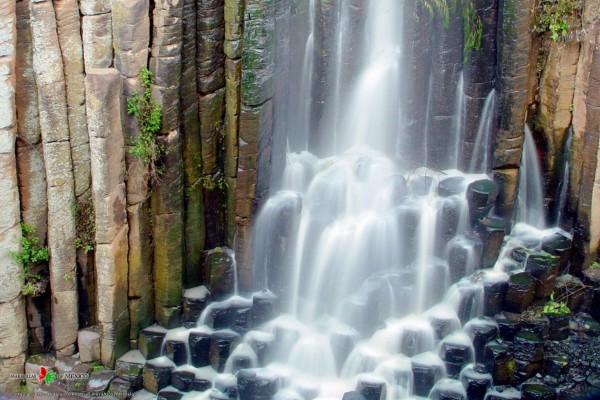 Cascada de los prismas basálticos de Santa María Regla (Hidalgo, México)