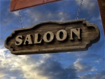 Cartel de un Saloon, un bar típico del oeste