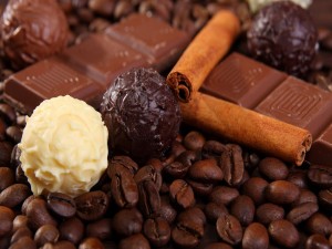 Postal: Chocolate, canela en rama y café