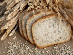 Rebanadas de pan con trigo y avena