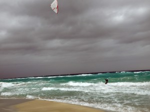 Kitesurf en la playa