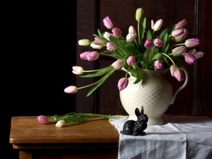 Postal: Jarrón con tulipanes