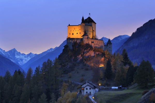Castillo de Tarasp, Suiza