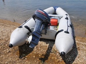 Bote inflable con motor Yamaha