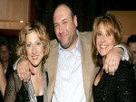James Gandolfini, junto a su mujer y psiquiatra en la serie "Los Soprano"