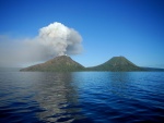 Monte Tavurvur, una parte de la caldera del volcán Rabaul, en Papúa, Nueva Guinea