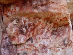 Postal: Cueva de las Manos, río Pinturas, Santa Cruz. El arte más antiguo de Sudamérica