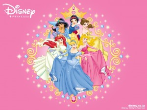 Postal: Princesas Disney con sus bonitos vestidos
