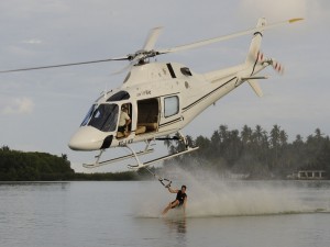 Postal: Esquí acuático con helicóptero