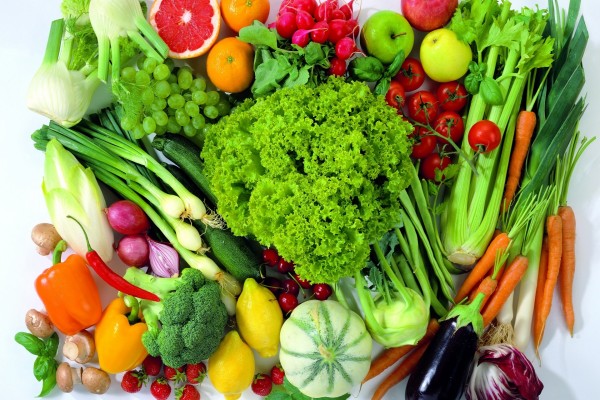 Selección de frutas, verduras y hortalizas frescas