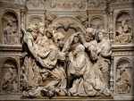 Bajorrelieve en la Capilla de la Descensión de la Virgen (Toledo, España)