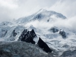 Cima del Mont Blanc vista desde la boca del glaciar