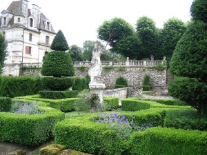 Postal: Jardín italiano del Château d'Ambleville (Francia)
