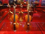 Violines en el Museo de la Música de Barcelona