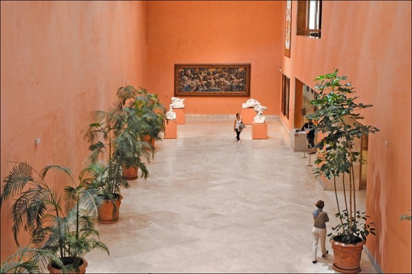 Vestíbulo del Museo Thyssen-Bornemisza de Madrid (España)