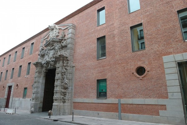 Fachada sureste del Cuartel del Conde-Duque de Madrid (España)
