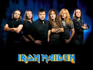 Postal: Los componentes del grupo Iron Maiden