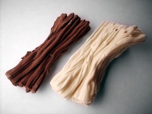 Postal: Tiras de chocolate negro y blanco