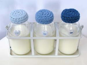 Tres botellas de leche