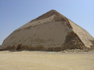 Postal: Pirámide Acodada