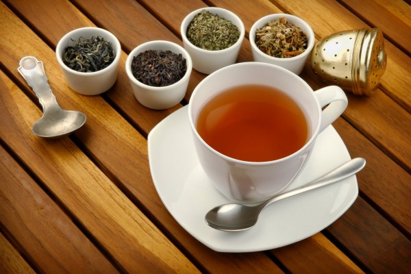 Cuatro tipos de hierbas de té