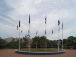 Plaza de las banderas, en la Vereda del Lago (Maracaibo, Venezuela)