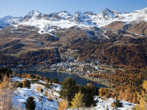 Vista de San Moritz y su lago, Cantón de los Grisones (Suiza)
